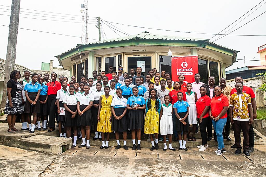 Telecel Ghana Foundation Trains Young Girls in Cape Coast in STEM