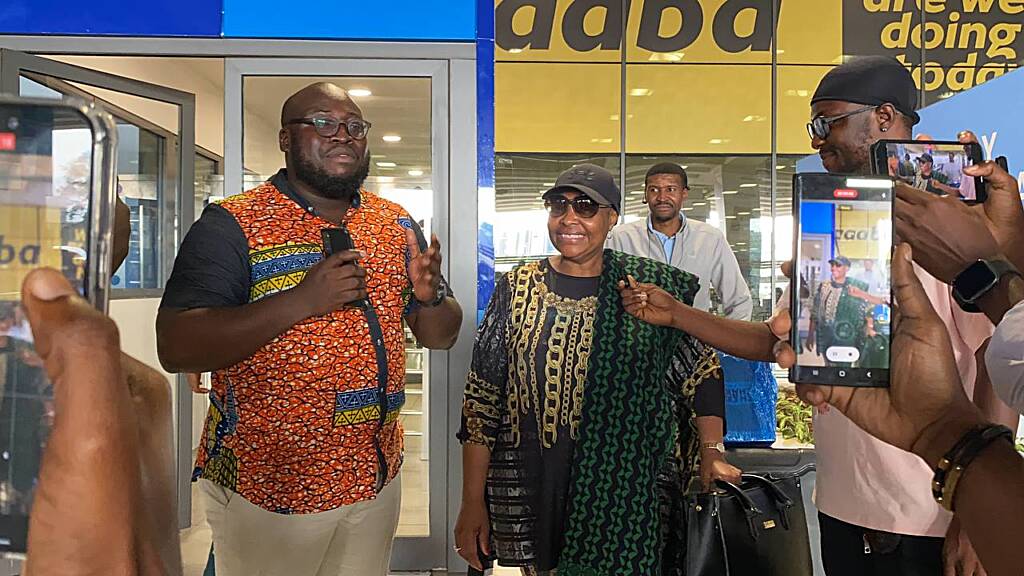 Yvonne Chaka Chaka arrives in Ghana for 2024 African Legends Night