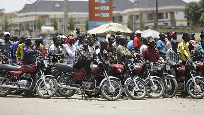 Gomoa Buduburam Okada riders bemoan excessive dust on Buduburam- Winneba road