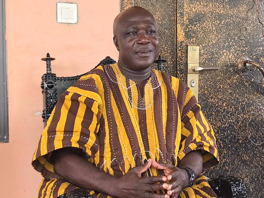 Sefwi Boinzan Chief urges Youth to celebrate Christmas holidays with caution