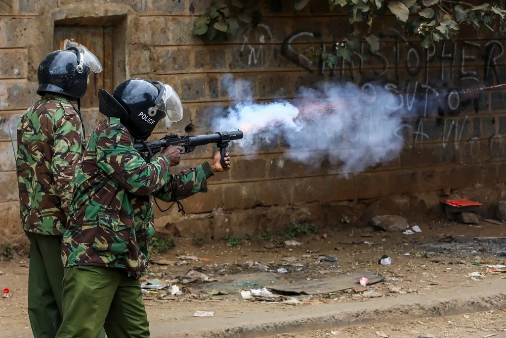 Police face raging protestors with teargas over alleged abductions in Kenya