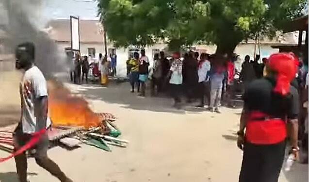 Angry NDC supporters vandalize Effutu Constituency Office over appointment snub